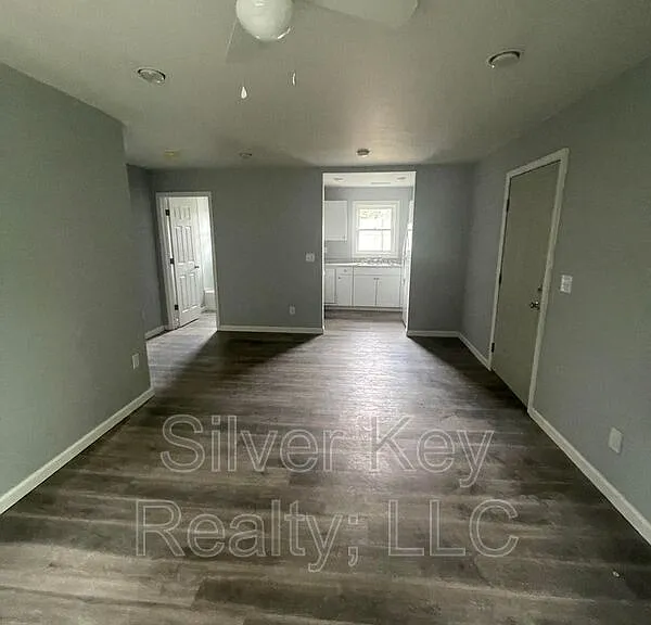 804 Ingleside Ave #3 — Photo 6