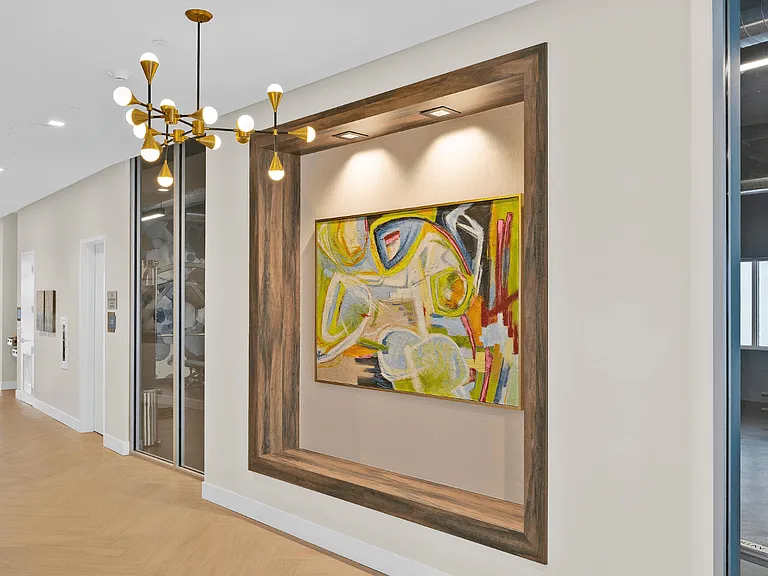 Pura Vida Hialeah Luxury Apartments — Photo 14