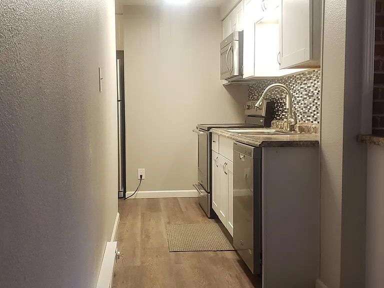 Galley Kitchen - Stove/oven, Refrigerator, Microwave, Dishwasher