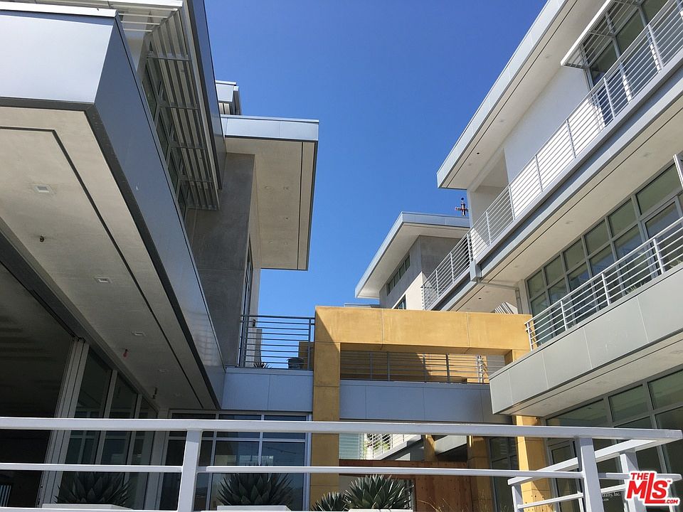 1st image of 219 Avenue I #203