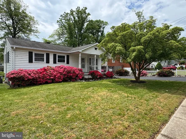 1421 Maryland Ave, Woodbridge, VA 22191