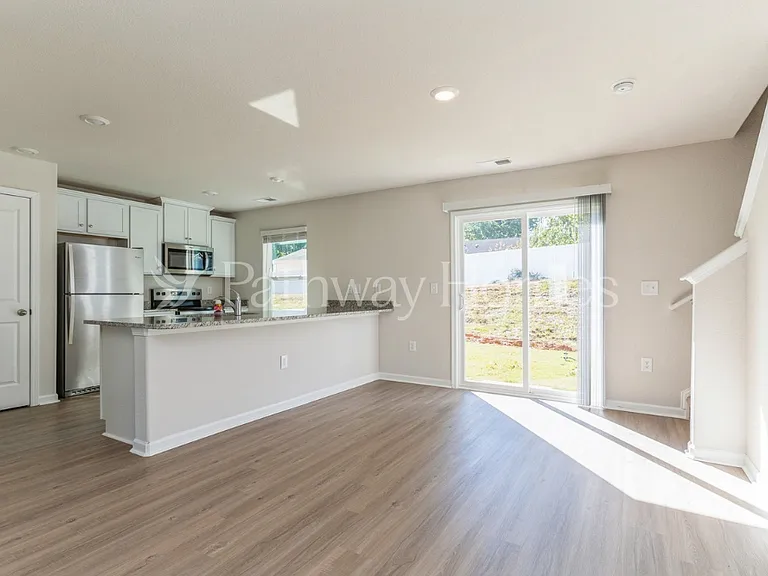 6316 Lowe Ln — Photo 9