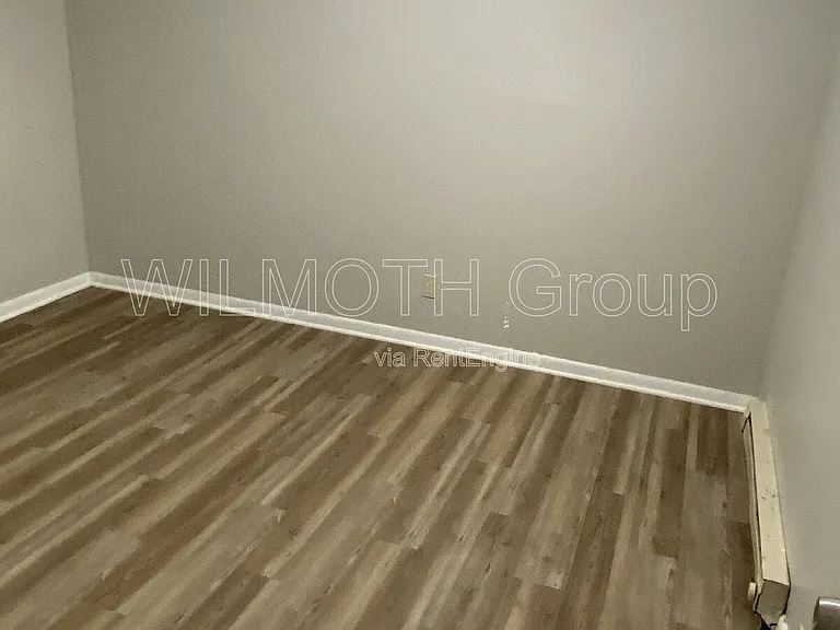 210 Whitlock Ave #B — Photo 7