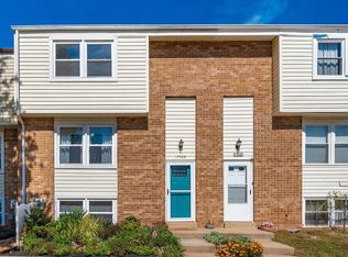 17526 Kohlhoss Rd, Poolesville, MD 20837