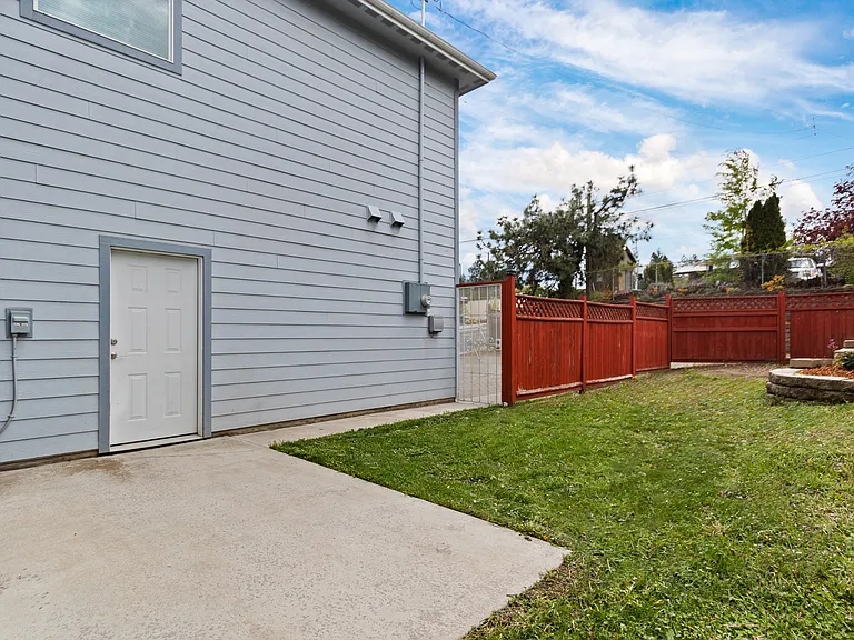 3164 E 16th Ave — Photo 26
