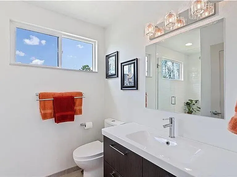 4601 Kitty Ave #B — Photo 8