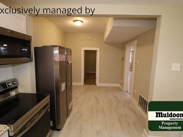 806 E Abriendo Ave — Photo 7