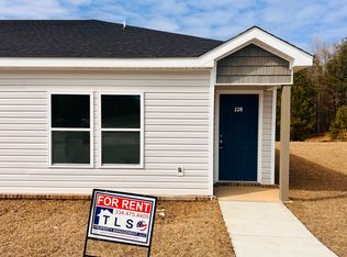 228 Charleston Dr, Enterprise, AL 36330