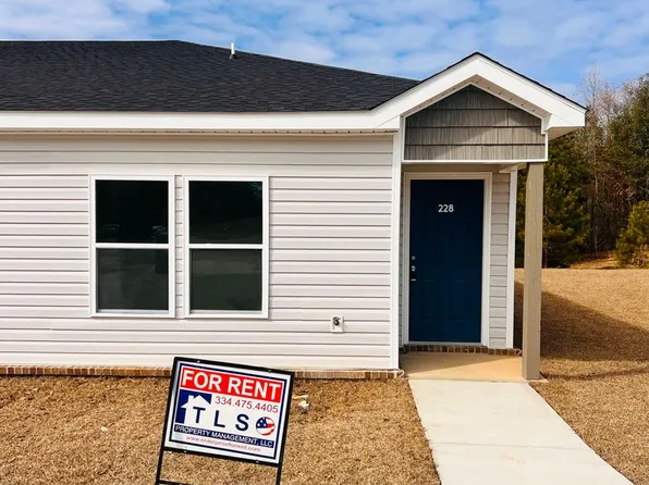 228 Charleston Dr, Enterprise, AL 36330
