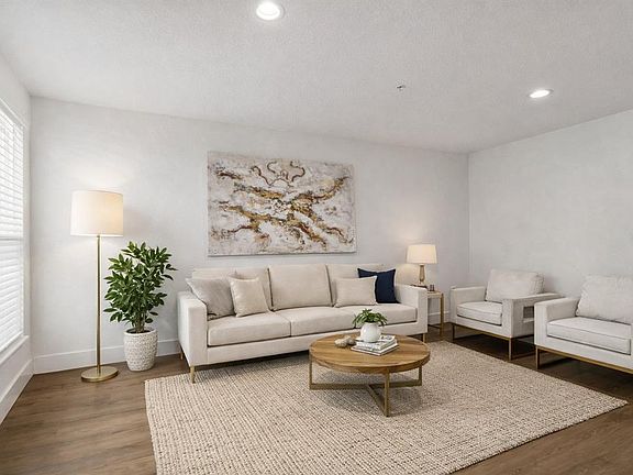 2nd image of 718 Haven Pl