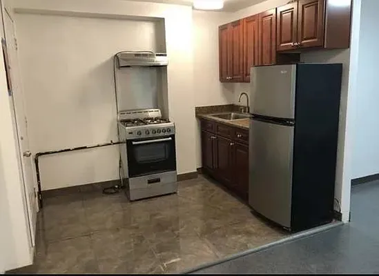 Rented by Mauro Bros Real Estate Services LLC | media 9