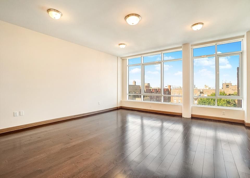 1st image of 1679 E 19th St Penthouse 1A