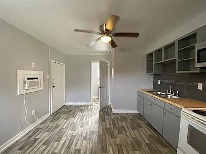 800 W Washington St #4 — Photo 22