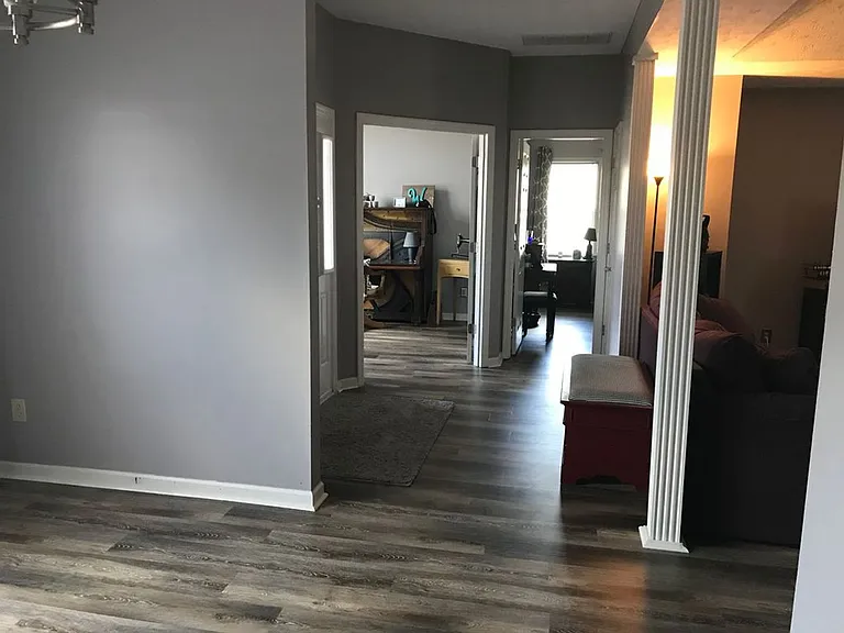 5577 Terrace Pointe Ct — Photo 9