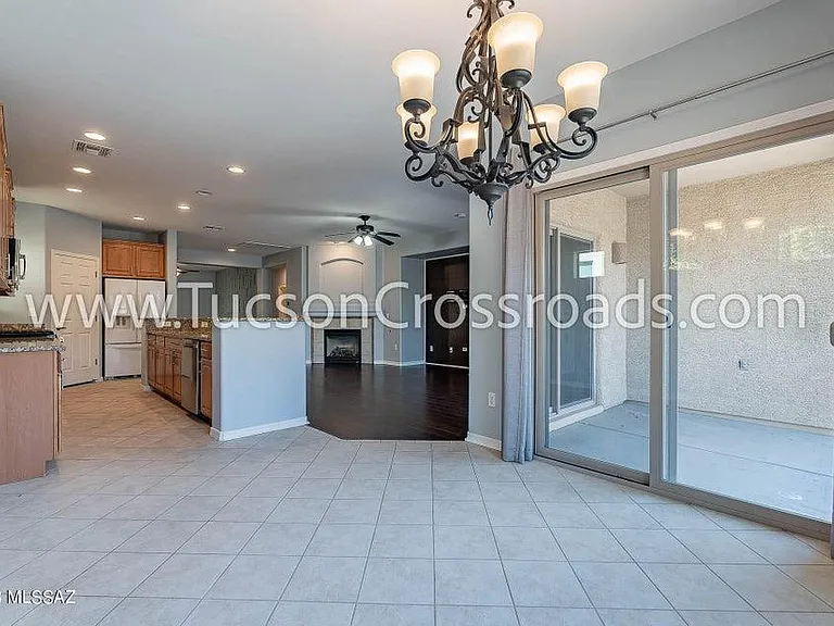 1254 W Versilia Dr — Photo 6