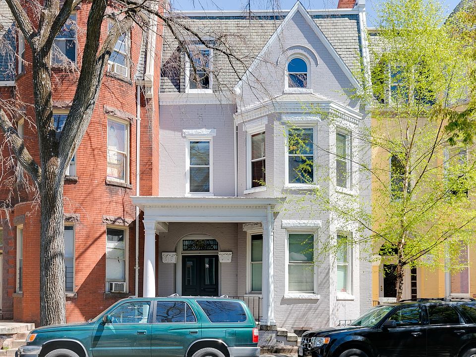 1st image of 1006 Park Ave APT 3