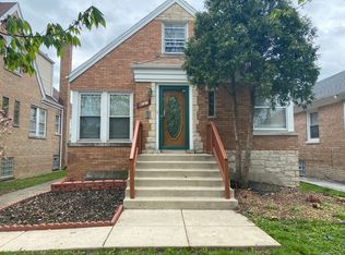 8127 S Sawyer Ave, Chicago, IL