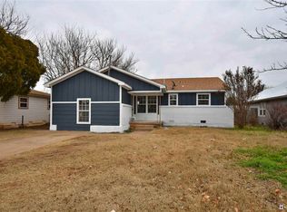 306 K St, Elgin, OK 73538