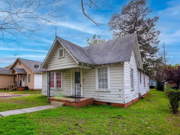 1110 N Englewood Ave, Tyler, TX 75702