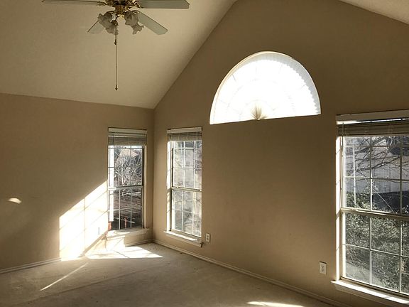 4th image of 5419 Mill Run Dr