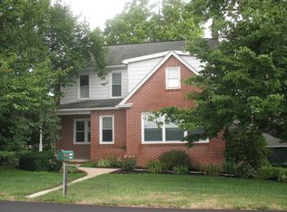 1068 Central Manor Rd, Lancaster, PA 17603