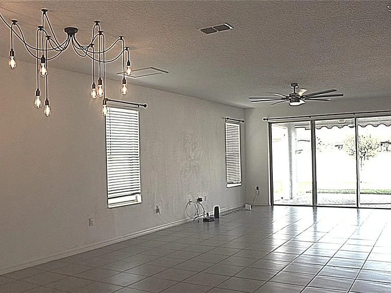 2104 Stillwood Way — Photo 9