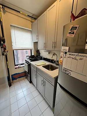 Rented by Mdays Realty | media 2