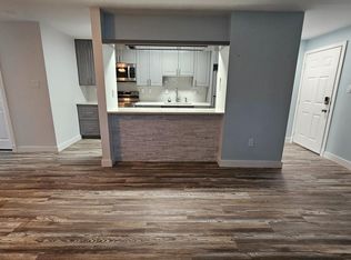 12421 Hickory Tree Way APT A, Germantown, MD 20874
