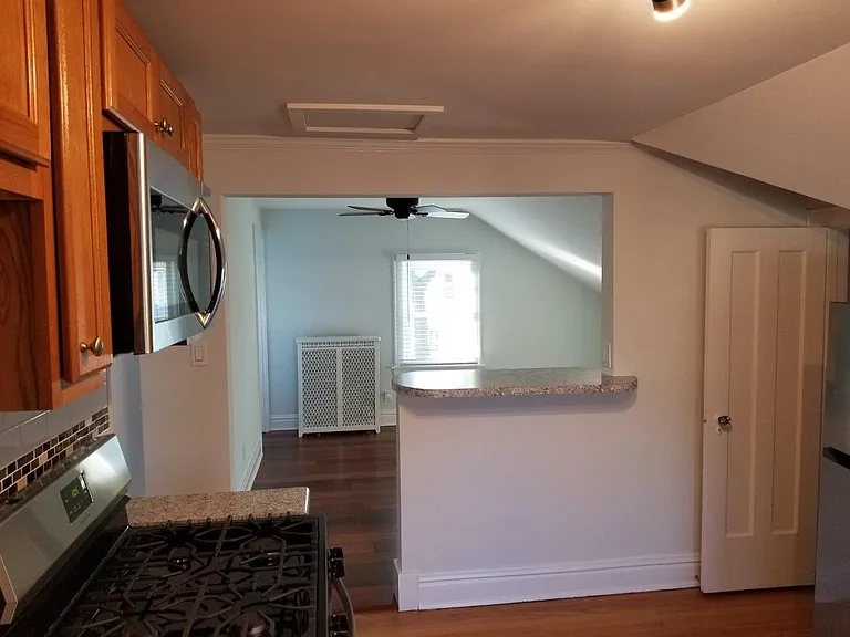 345 N Addison Ave #2 — Photo 7