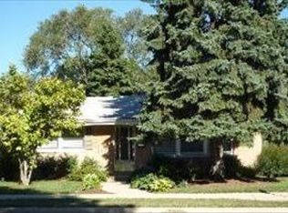 3945 Maple Ave, Brookfield, IL 60513