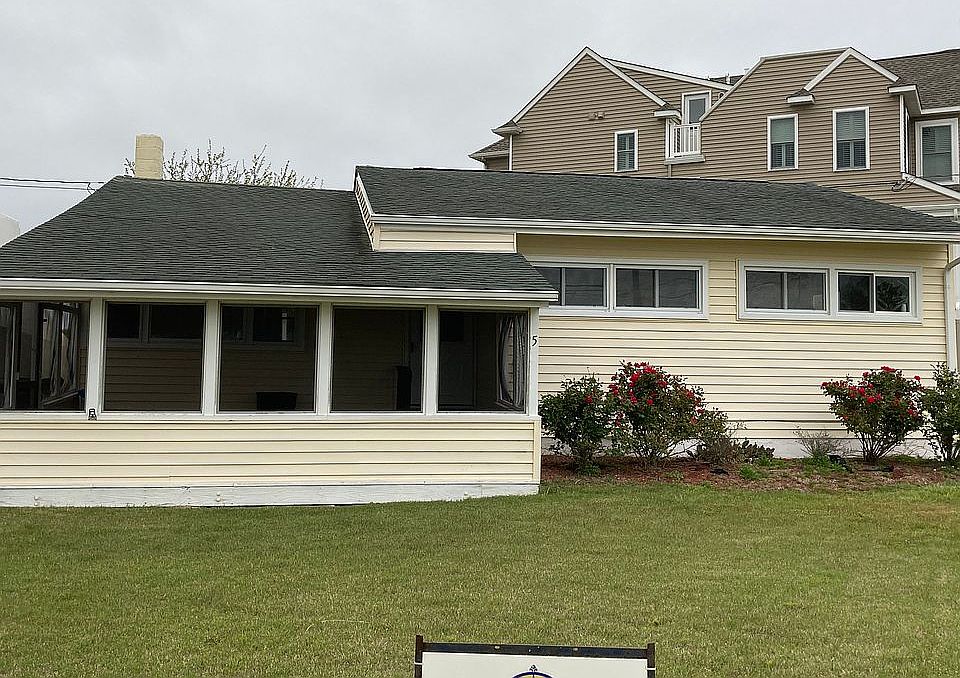 1st image of 5 Somerset Ln