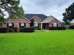 220 Raymond Dr, Monroe, LA 71203