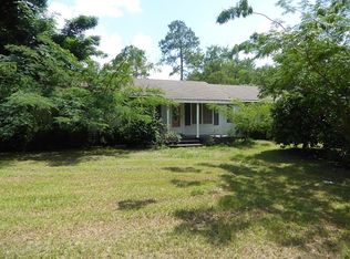 897 Empire Rd, Jesup, GA 31545