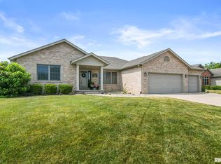 4800 Key West Ln, Springfield, IL 62711