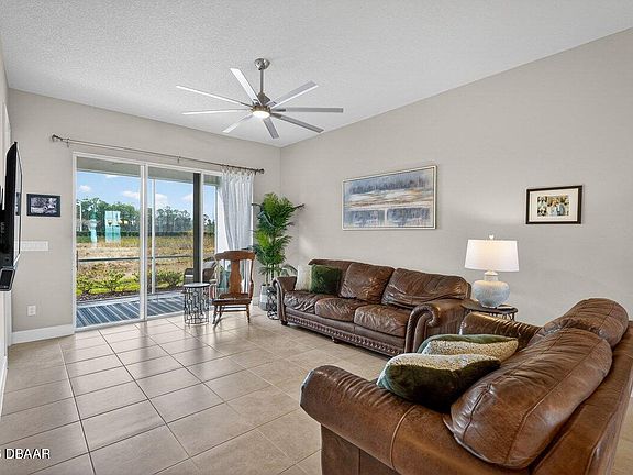 3rd image of 6346 Hanfield Dr