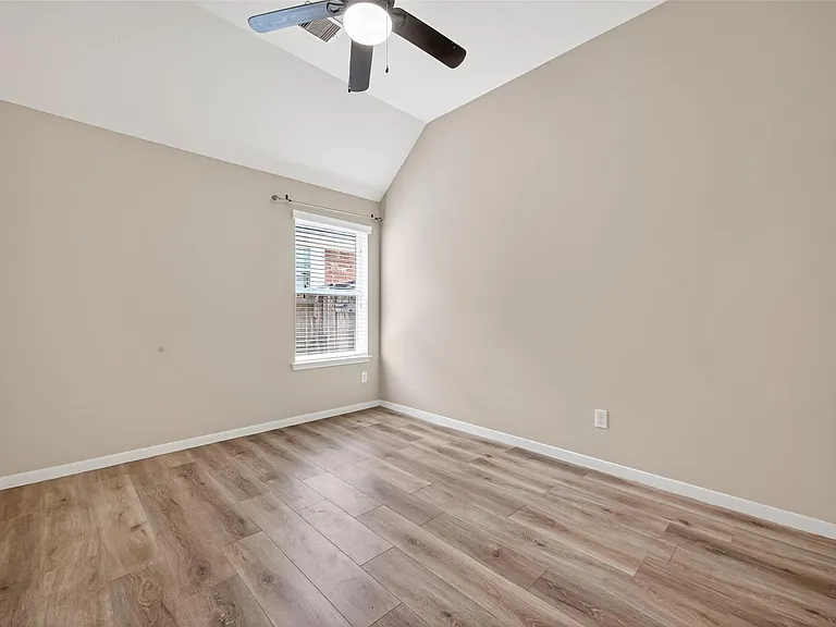 24431 Ranchwood Springs Ln — Photo 29