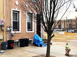 910 Point St, Camden, NJ 08102