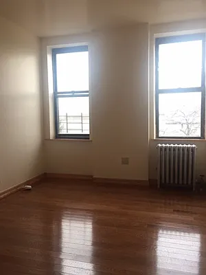 Rented by G2 Realty Group LLC | media 33