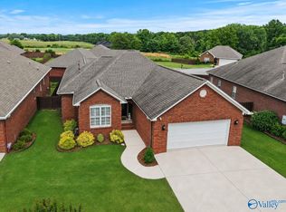 213 Park Place Dr, Arab, AL 35016