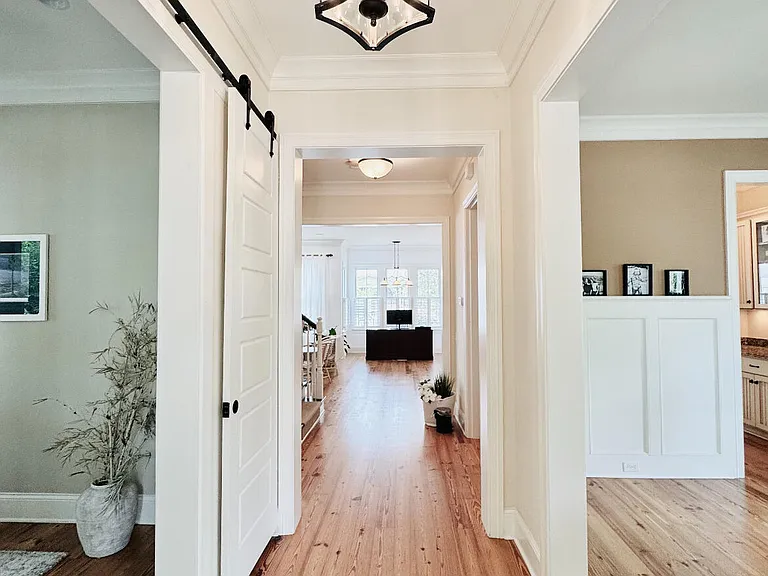 102 Wrigley Blvd — Photo 4