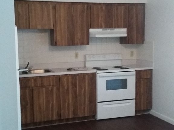 5th image of 9203 Robbie Ct APT 1