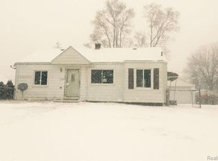 35258 John Hauk St, Westland, MI 48185