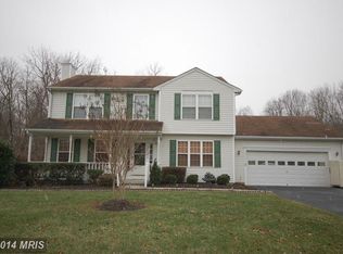 35503 Sourwood Pl, Round Hill, VA 20141