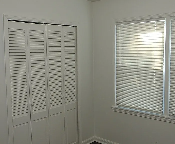 2222 S Overton Ave — Photo 18