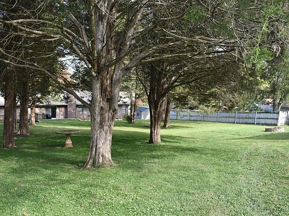 5th image of 7528 Pinen Dr