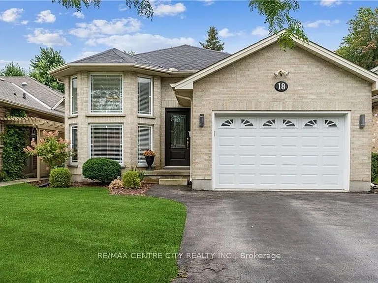 18 Kennedy Pl — Photo 2