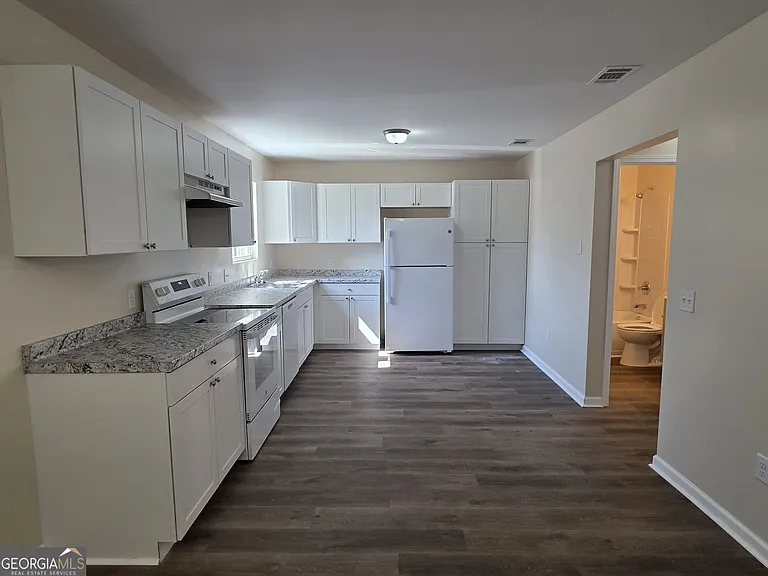 113 Park Pl — Photo 5