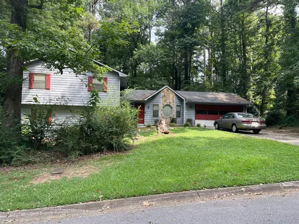 4107 Stacy Ln, Snellville, GA 30039