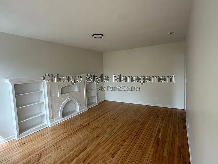 7833 S Colfax Ave #3S — Photo 8