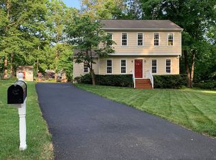 1405 Manders Knoll Ct, Midlothian, VA 23114